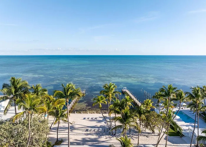 Pines & Palms Resort